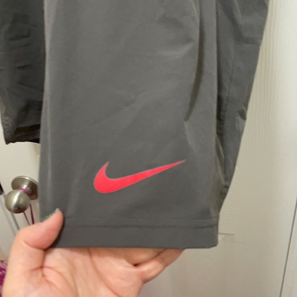 Nike Tennis Shorts - Picture 2 of 5